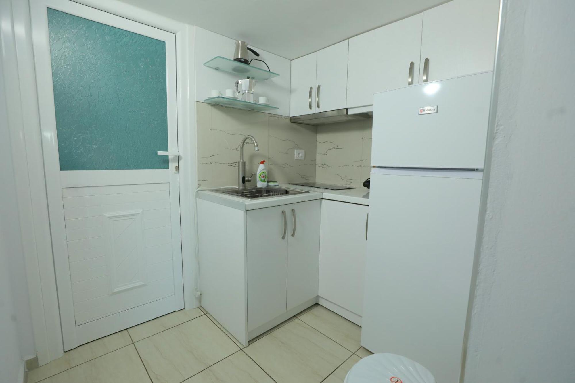 Villa Kevin'S Саранде Екстериор снимка